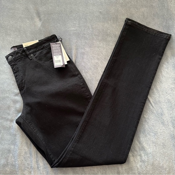 NWT NYDJ Billie Mini Bootcut Jeans In Sure Stretch® Denim With High Rise Black - Picture 15 of 16